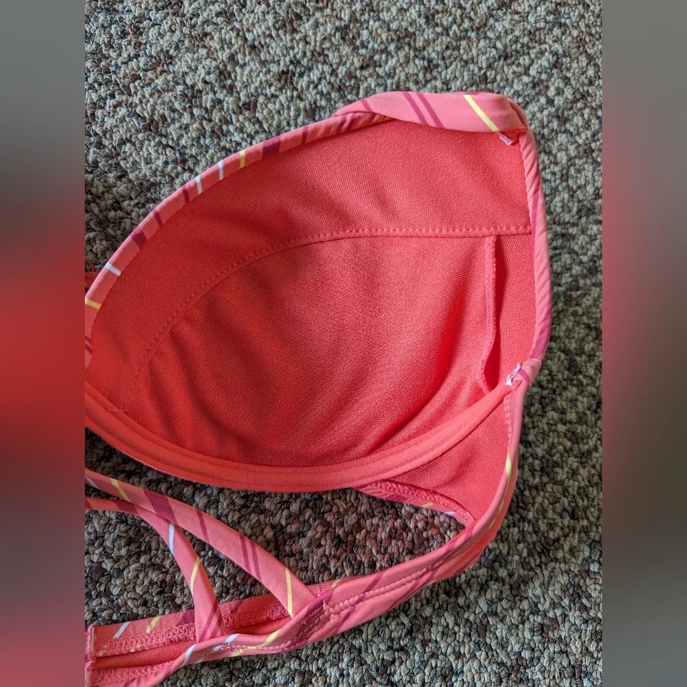 2  for 25 la vie en rose Modern Boho Push-up Bikini Top size S - Picture 8 of 8